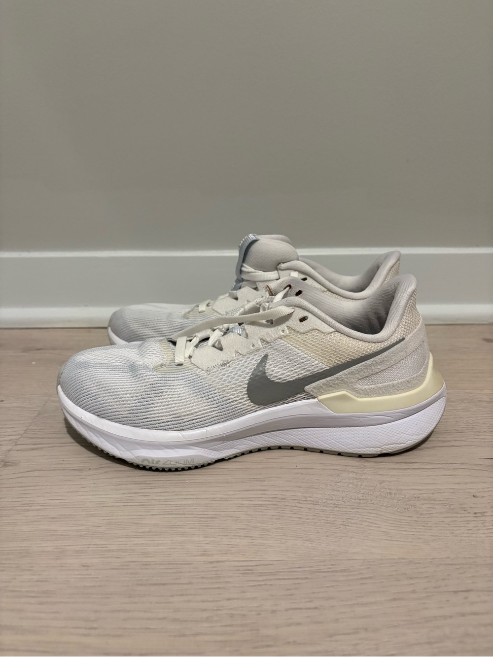 Nike Structure 25 Women’s Running Shoes
